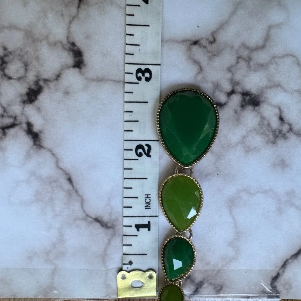 Banana Republic Ombre Green Faceted Stone Tiered Teardrop Drop Earrings OS